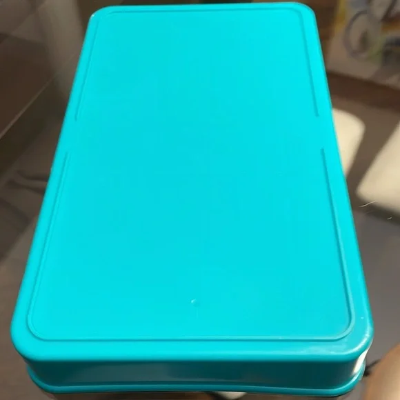 Storage container - Picture 4 of 4